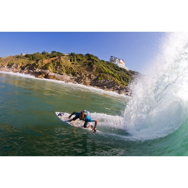 Solo pedimos un verano asi @indar Foto @pacotwo #verano #surf #surfing